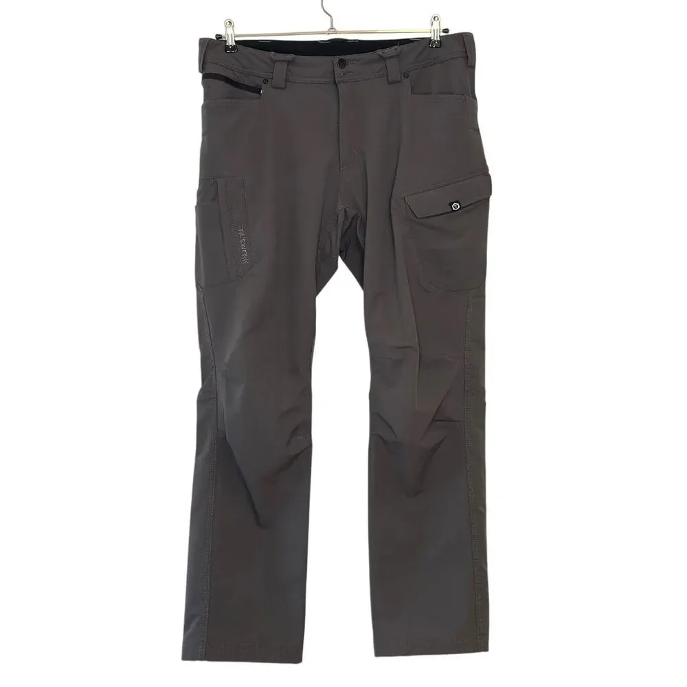 Truewerk Cargo Pants Mens 36x32 Gray Softshell Work Outdoor Utility Travel Hike - Picture 6 of 14